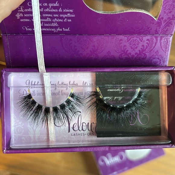 Sephora & Velour Lashes Various Sizes - Picture 3 of 4